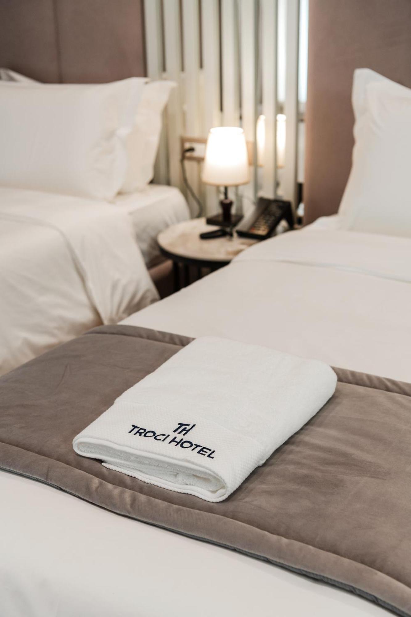 Troci Hotel Kamez Eksteriør bilde