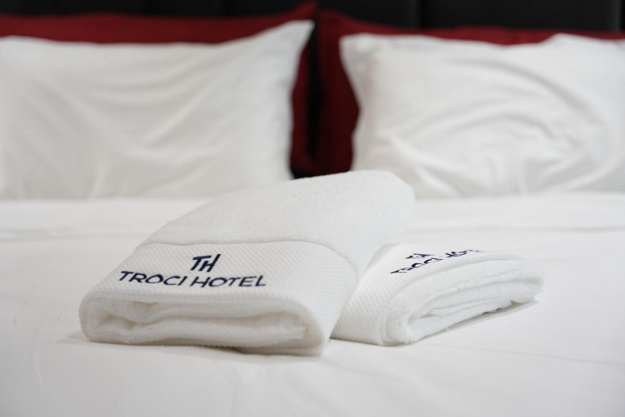 Troci Hotel Kamez Eksteriør bilde