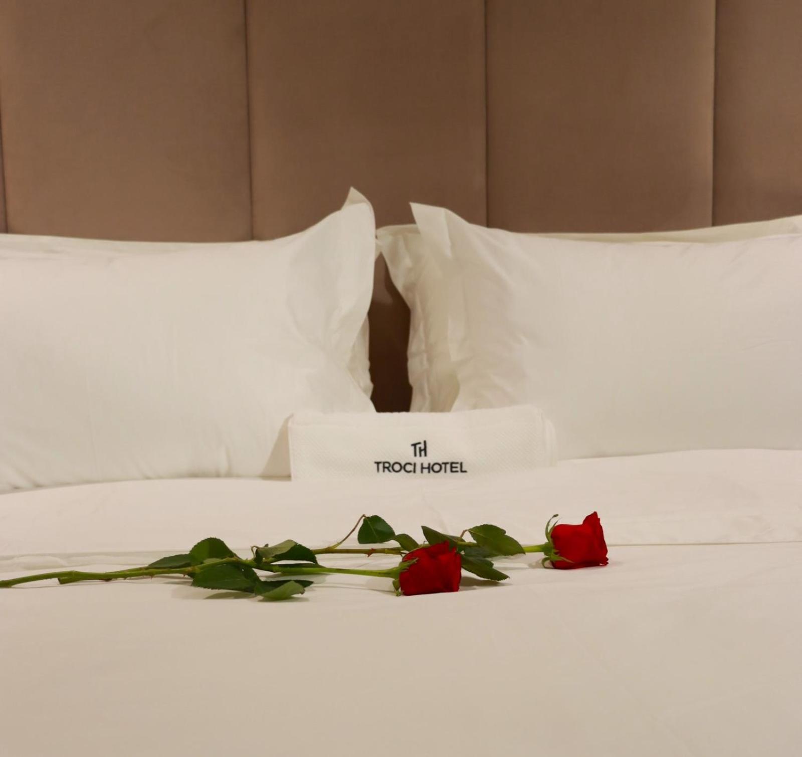 Troci Hotel Kamez Eksteriør bilde